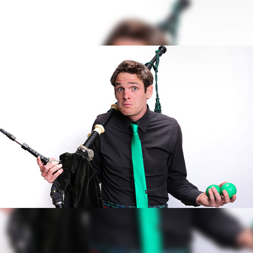 Royal Performers: Kilted Colin