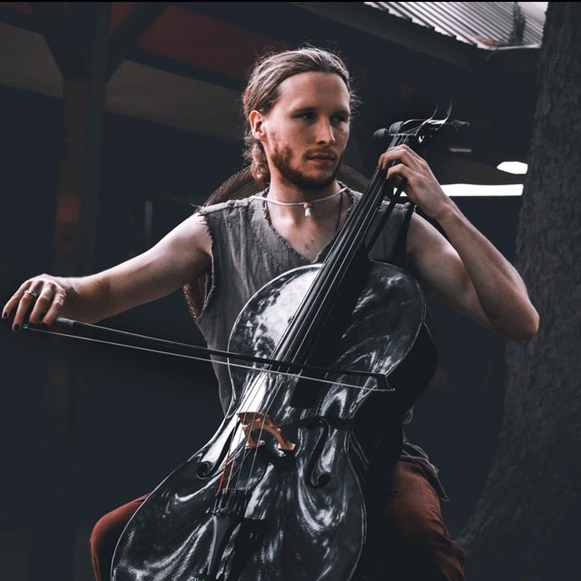 Royal Performers: Luke the Cellist